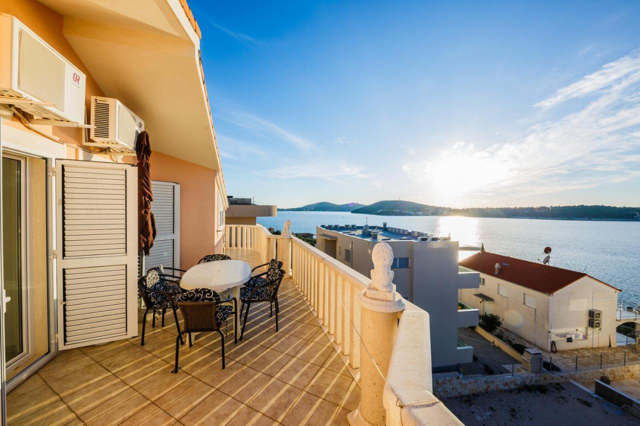 Apartamenty Z Basenem Ilja Rogoznica (Sibenik-Knin) Exterior foto