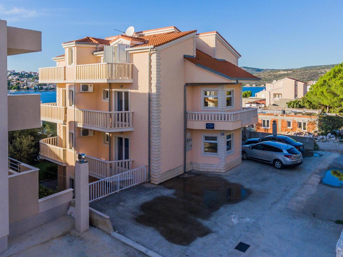 Apartamenty Z Basenem Ilja Rogoznica (Sibenik-Knin) Exterior foto